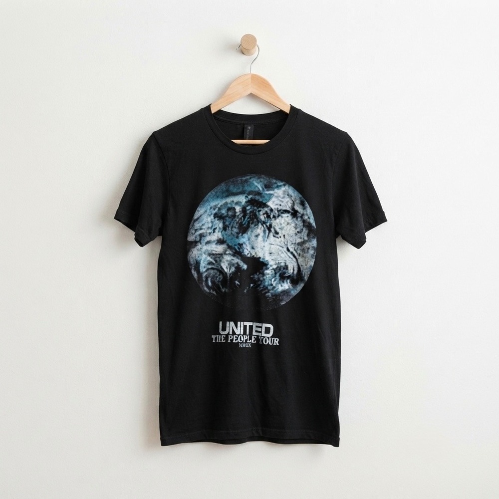 Loot Crate Hillsong UNITED The People Tour 2019 Black Graphic T-Shirt Small